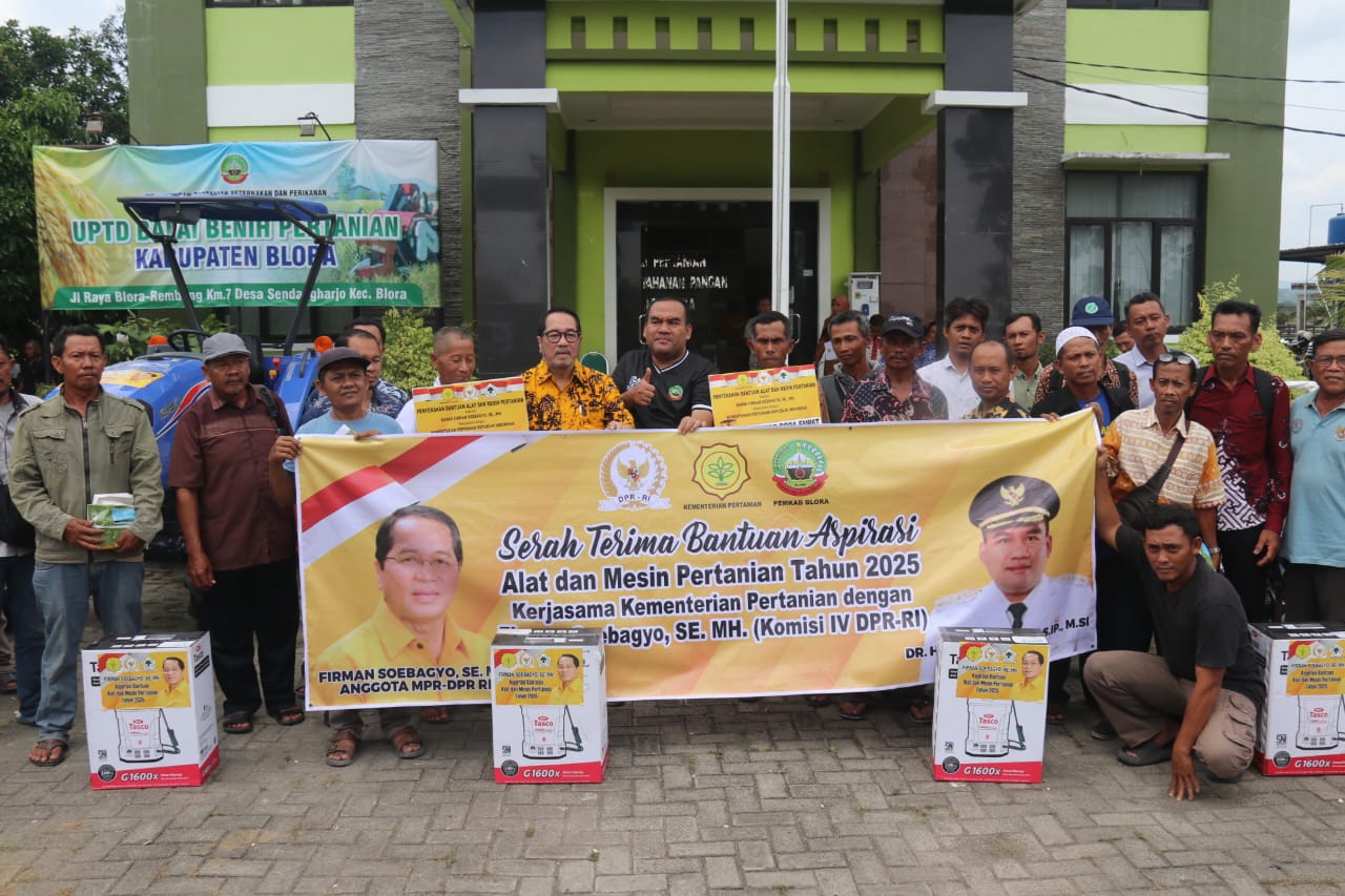 Ratusan Alsintan dari Kementan dan DPR RI Diterima Petani Blora, Dorong Produktivitas dan Ketahanan Pangan